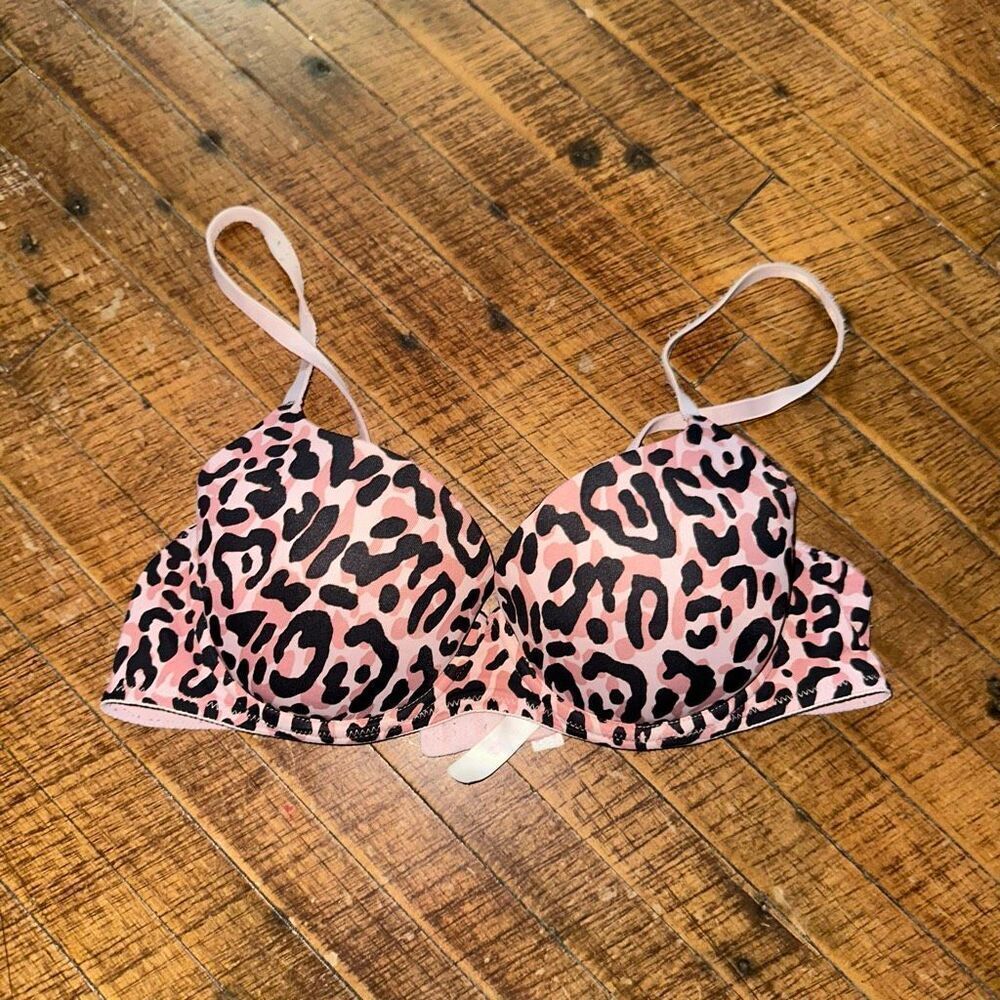 Victoria’s Secret Pink leopard wear everywhere lightly lined 36B bra